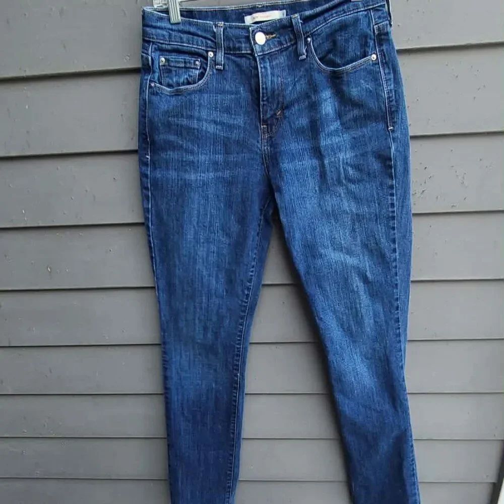 Levis 505 Straight Jeans size 6
